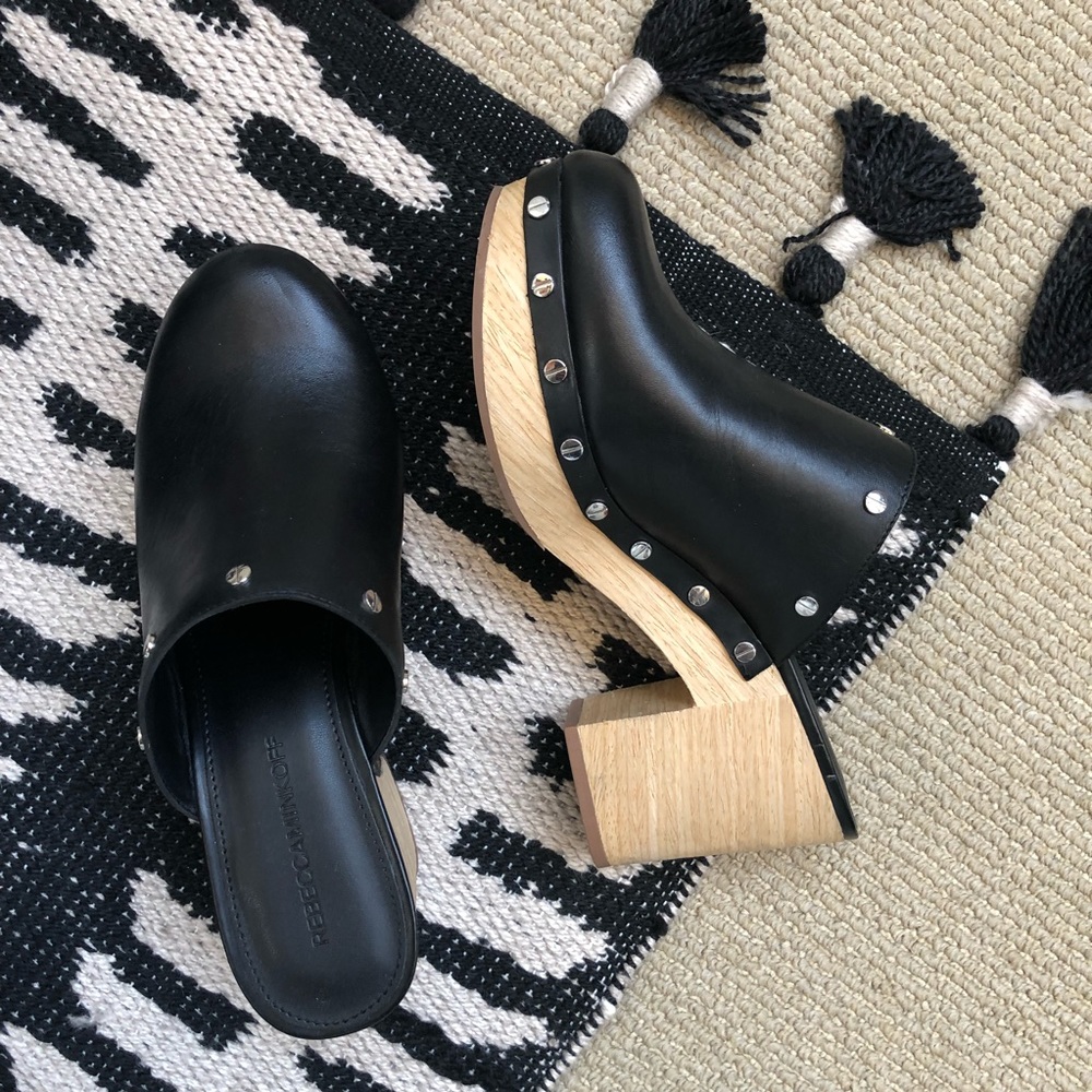 Jaclyn Clog
